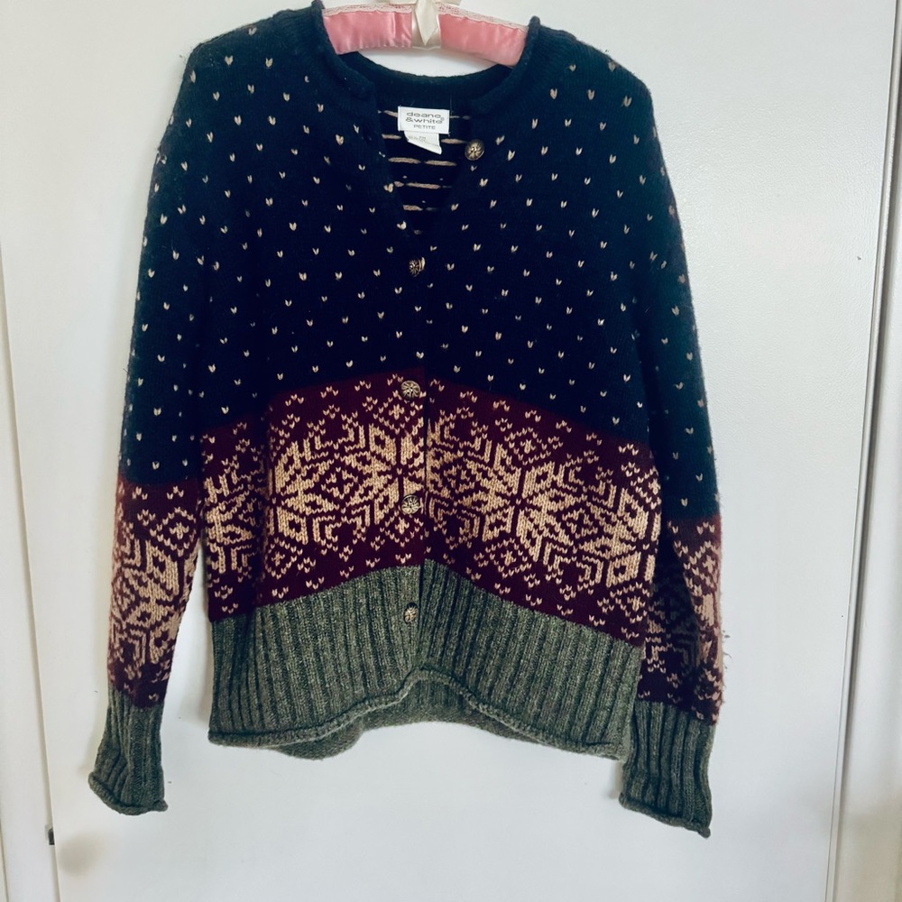 100% pure wool Nordic Fair Isle snowflake print cardigan